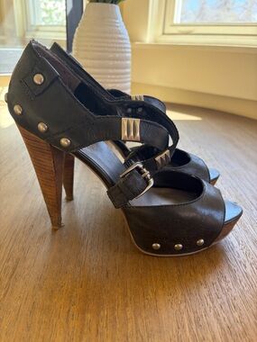 Guess Strappy Heels Biker Black Studs 10